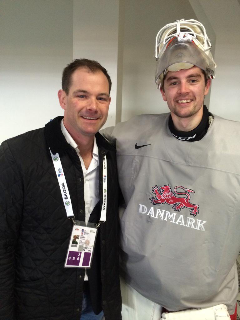 Rua_NEW's tweet photo. Yoda and the Young Paduwan aka @hirsch84_peter og @patrickgabs #danmark #isvm #tjekkiet #tv2sport http://t.co/Ss06mdrgWW