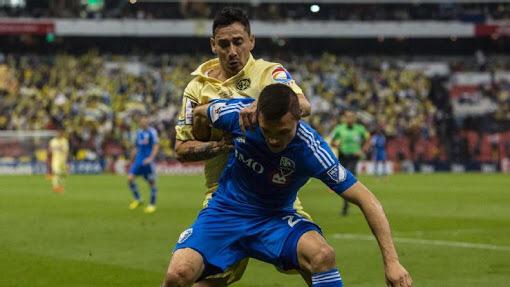 Miguel_layun's tweet image. Nunca juegues una final de azul decían...@CF_America felicidades por otro título y una nueva página de historia!!