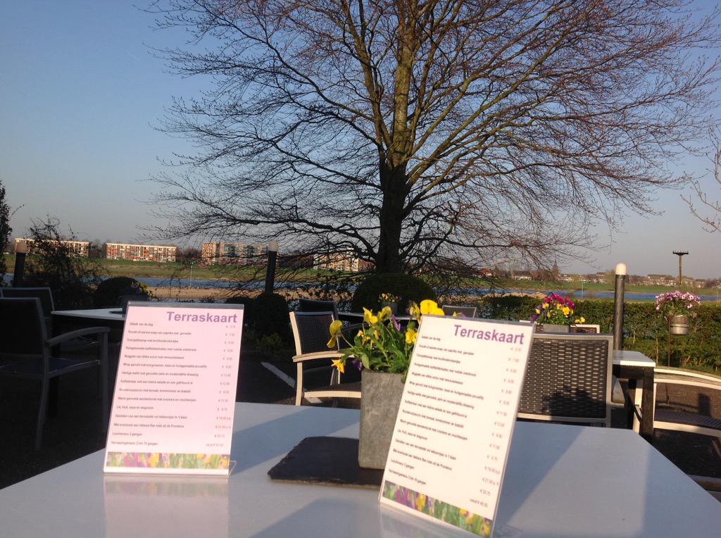Diekhuus's tweet photo. Yes, from the first of May we are opened on Sunday and closed on Tuesday http://t.co/MR3LN4OVpB