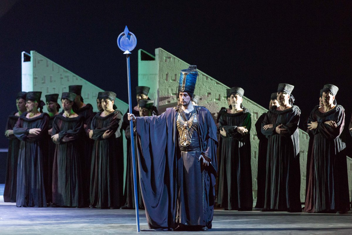 OperaRoma's tweet photo. #TORaida Vi aspettiamo questa sera! http://t.co/9RKAn2joy2