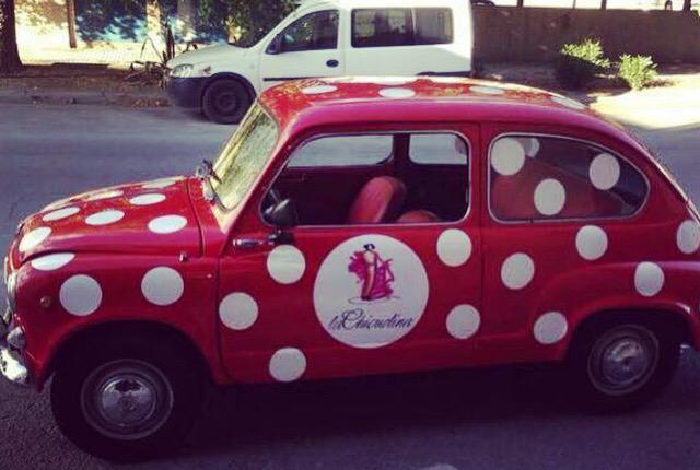ChicuelinaGr's tweet photo. Todavía no has visto el coche más flamenco de Granada? Búscalo que da cervezas gratis!! @FeriaCorpus @FeriaCorpus http://t.co/oyOGuKCLa0