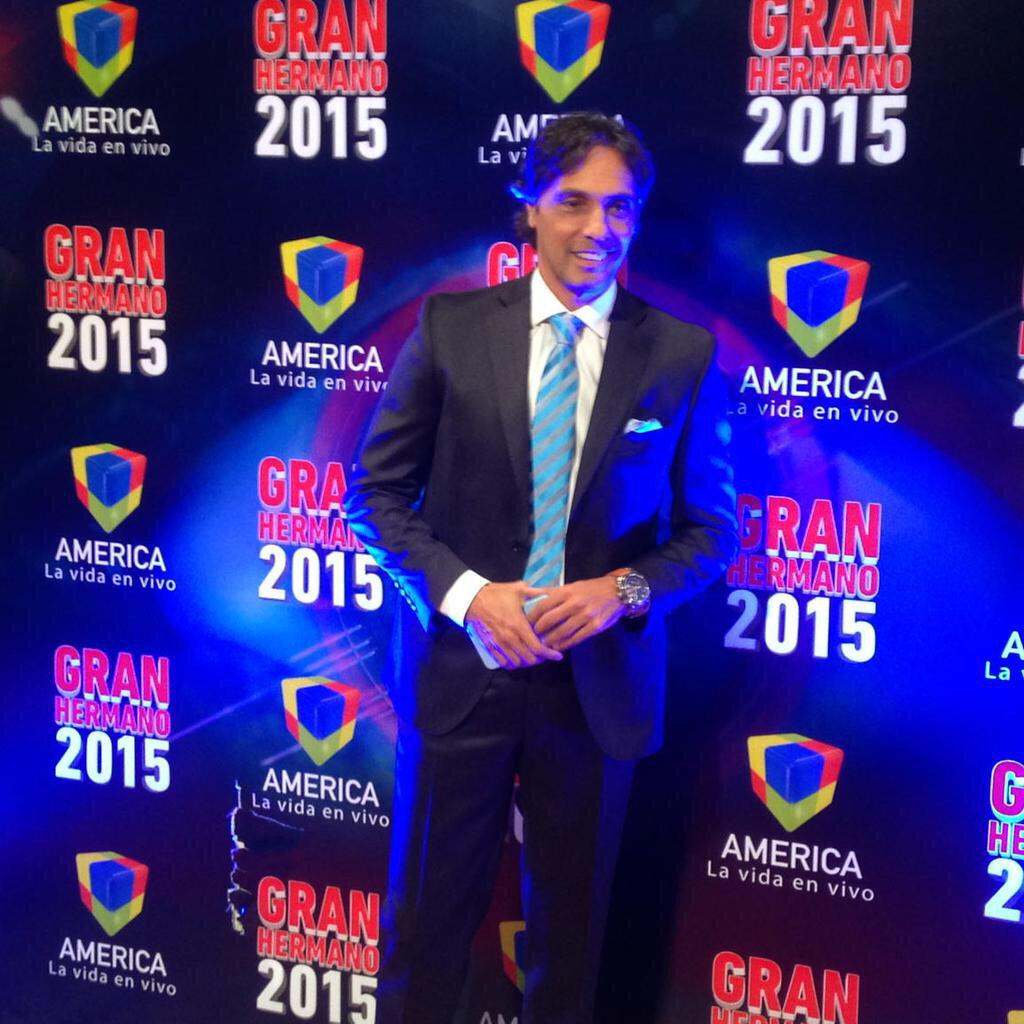 gustavohlopez's tweet photo. Gracias a @AmericaTV x invitarme a la gala de @GH2015xAMERICA!!!! Me encanto. http://t.co/fX9SrySDI5