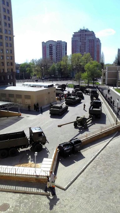 View image on Twitter