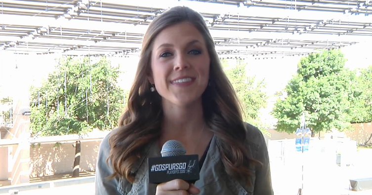 spurs's tweet image. We'll have lots going on at the @attcenter​ tonight. Check out #SpursUpdate for the details » gospu.rs/1zux7Ba