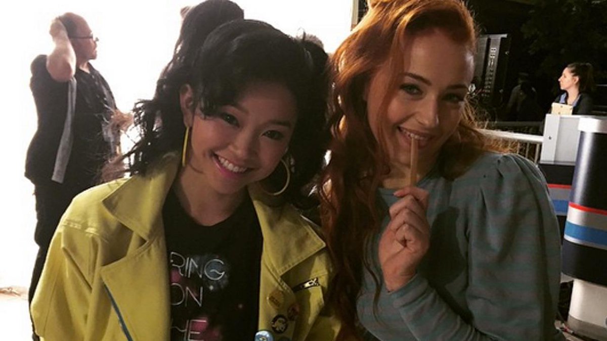 GeekTyrant's tweet photo. Official Photo of Jean Grey and Jubilee in X-MEN: APOCALYPSE
http://t.co/sQc0U0deIQ — http://t.co/X6stHvksEx