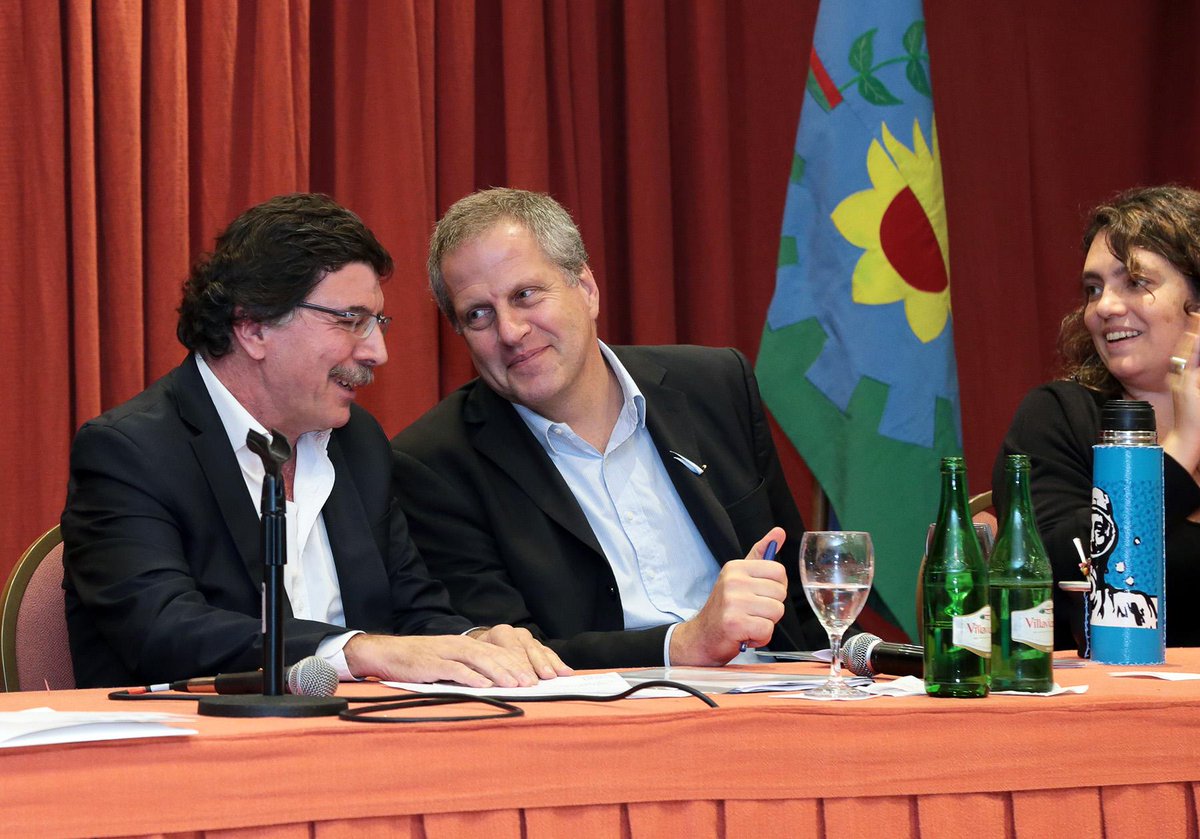jaimeperczyk's tweet photo. Y compartimos el lanzamiento de Inclusión Digital Educativa en la Provincia. http://t.co/6D6wXJcsXg