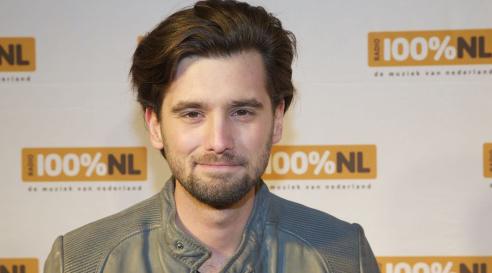 ShownieuwsSBS6's tweet photo. Ruud Feltkamp lang weg uit GTST! http://t.co/r6zKYZgKLt #ruudfeltkamp #gtst http://t.co/vGFUfe5MYp