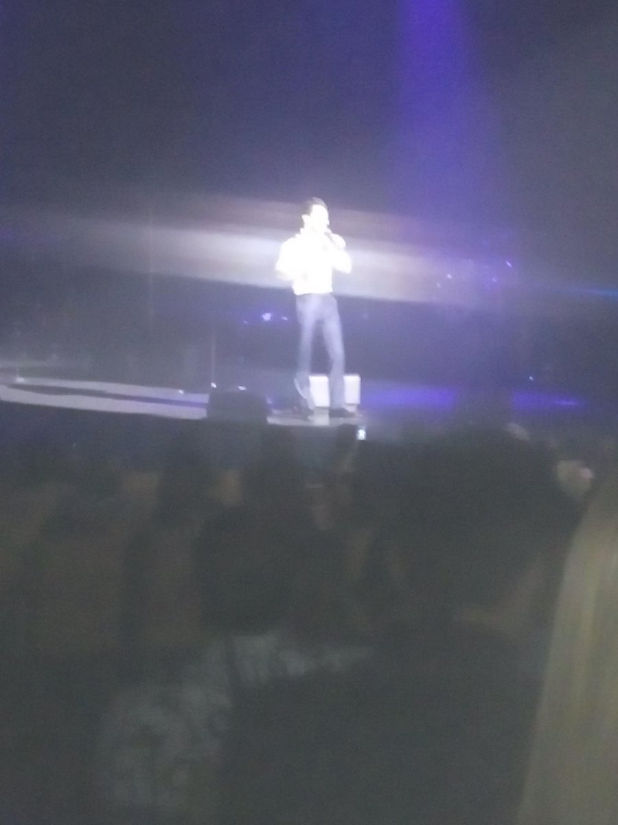 fan_busta's tweet photo. David Bustamante en Cuenca 29/4/15 http://t.co/YR8GyVetuP