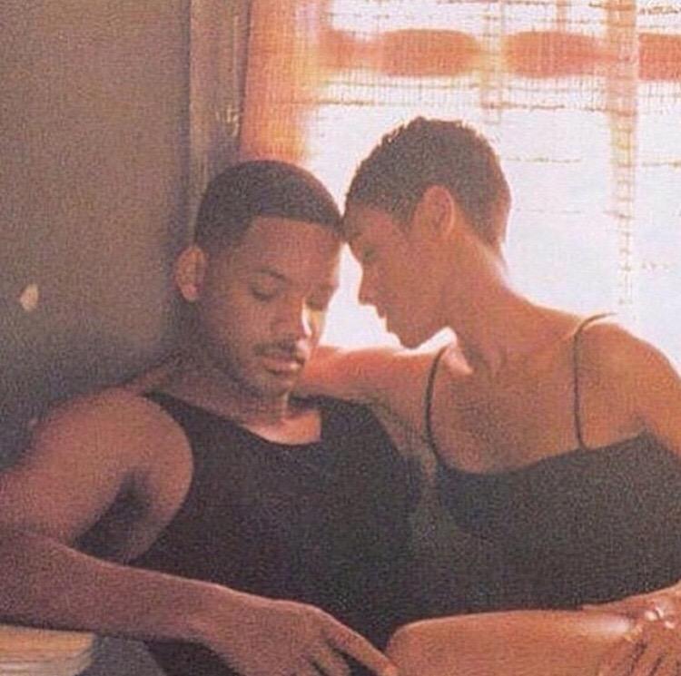 TeamsingleTV's tweet photo. #TBT We want that Will &amp; Jada love. 😍 http://t.co/XJ9V3112Bx
