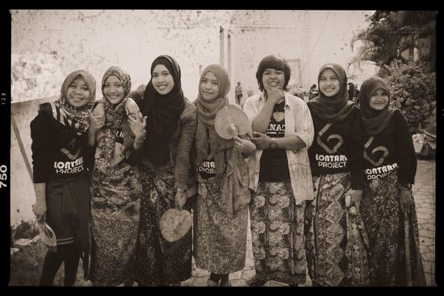 Dan sekaligus penampilan para kontestan Gadis Bersarung Award, yg mana kira2 pemenangnya? #WHDMks #latepost