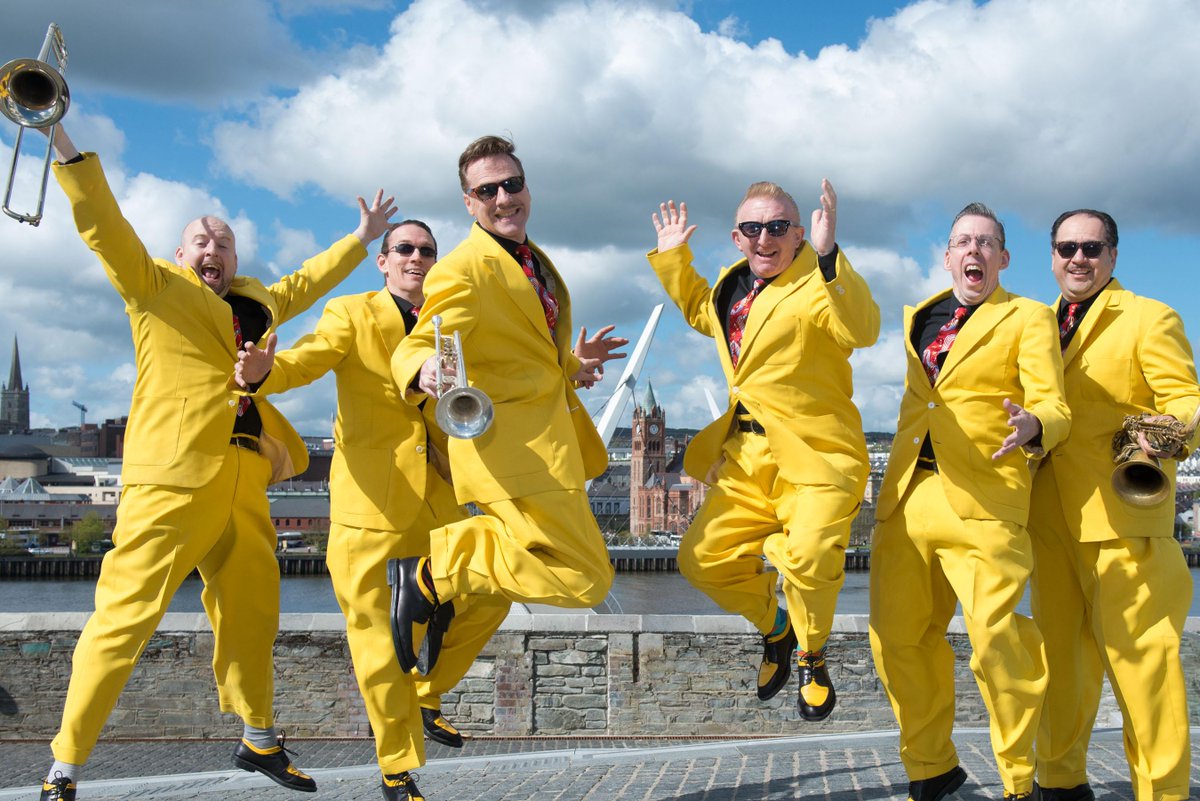 Derryvisitor's tweet photo. @jiveaces are getting in the swing of things for the start of @derryjazzfest. #excited #jazzhands http://t.co/ep2Dutn9Sf