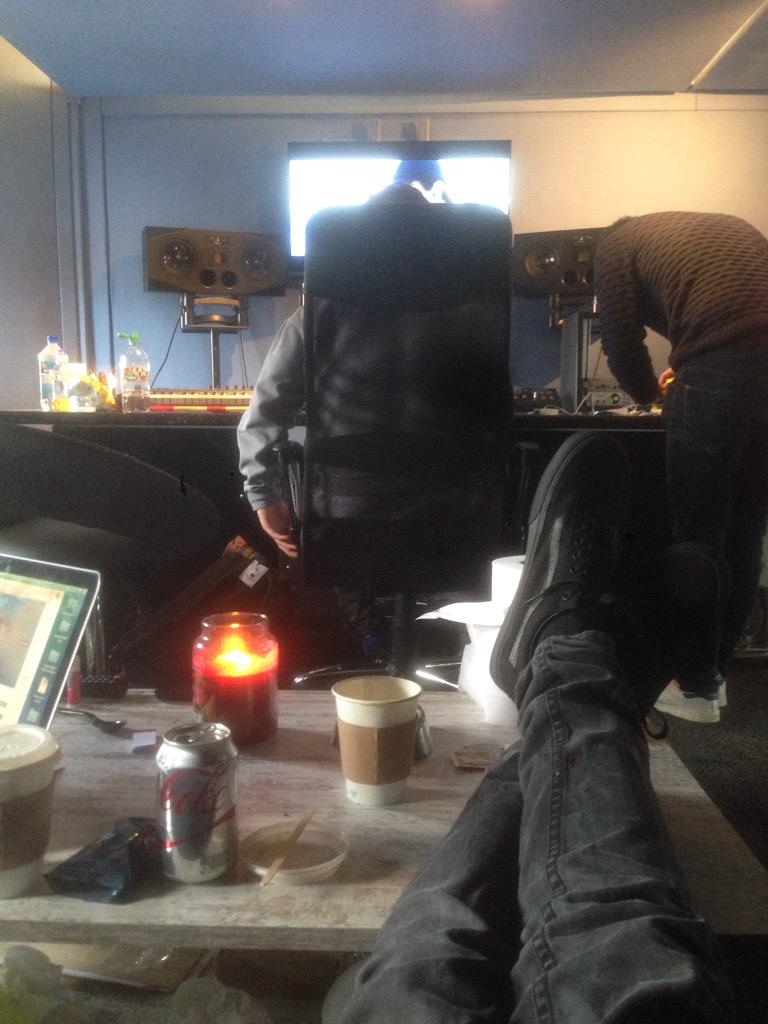 So happy to be back in with <a href="/MacAndPhil/">Mac & Phil</a> <a href="/itsKarlMichael/">Karl Michael</a>. Banger in prog already!