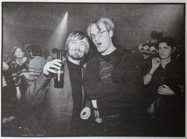 divinecomedyhq's tweet photo. It's #ThrowBackThursday courtesy of @002Federico :)
"A party somewhere, february 1997"
#NeilHannon #DivineArchive http://t.co/FAKnTfb0xp