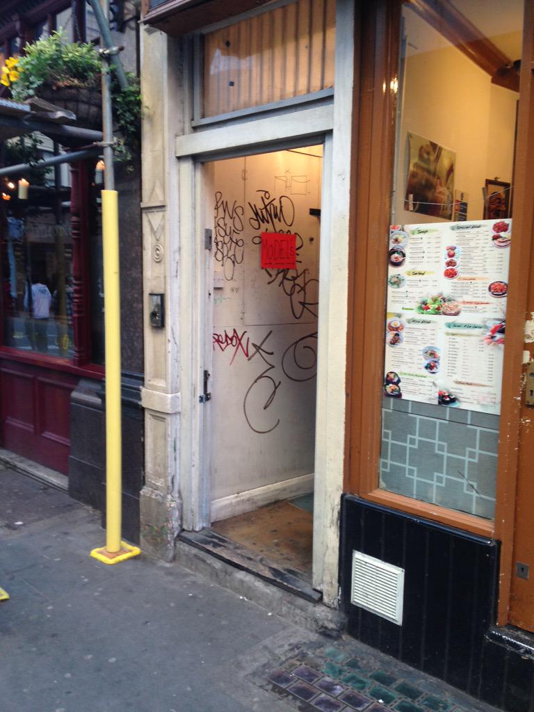 Koje__'s tweet photo. No thank you Chinatown. No thank you. http://t.co/fHBTDamrSV