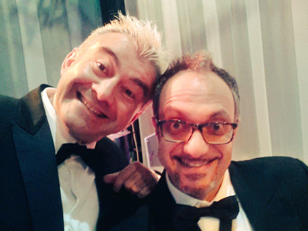 maxtempia's tweet photo. ...oggi ci scppia la faccia che mai...
#MaurizioCostanzoShow #ZagoBoogieBand http://t.co/vfJnNwahHD