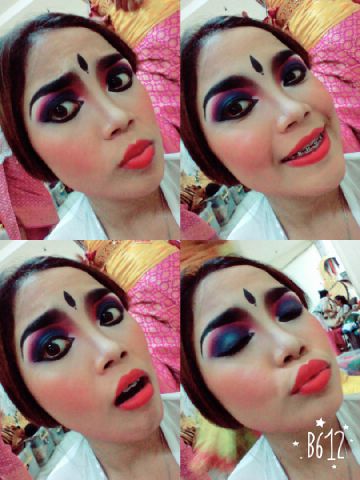 indrisuck's tweet photo. Ugly face! Whtever! Shit http://t.co/TjQOEcjTPN