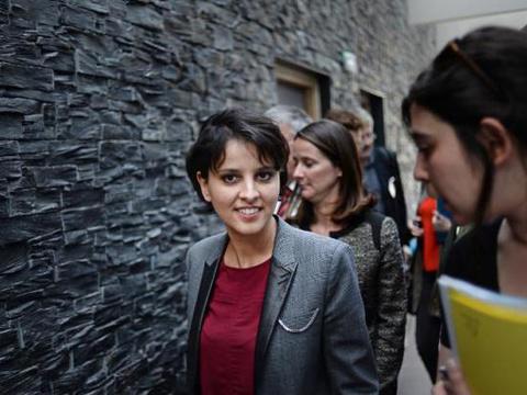 20Minutes's tweet photo. Réforme du collège: Les quatre points de réforme qui ne passent pas http://t.co/X5klZcRLIQ http://t.co/Bpqi4scW4S
