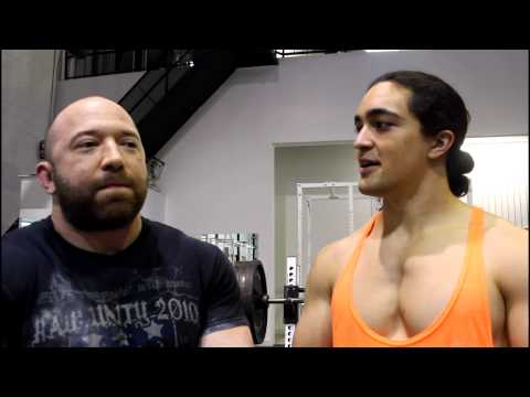 MKMMASteveWhite's tweet photo. WHAT HAS HELPED MY BENCH PRESS THE MOST http://t.co/DmViQFYKVj #staged http://t.co/jxPXOJjQfM
