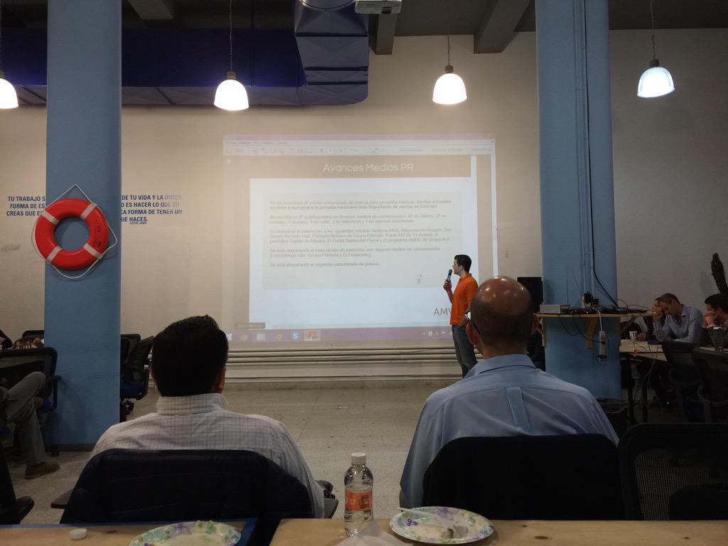 cobosa89's tweet photo. At Mexican Retail Association #plugin http://t.co/CpCzBhKI0d