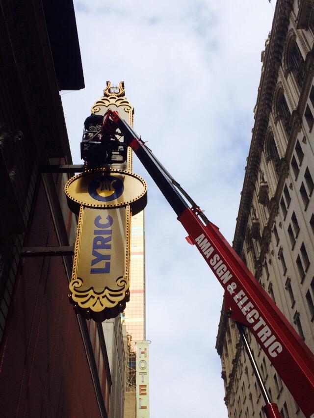 Russmiller100's tweet photo. Spring has sprung in NYC, finally! #relamp #signage #lyrictheatre #nyc #broadway #theatre #newyork http://t.co/o3Ud2JUbQZ