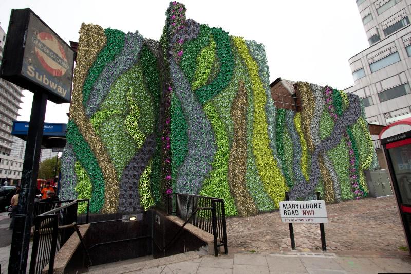 WestlinkBestlnk's tweet photo. Another related idea to improve the visual appearance of the Westlink was to make it a green space with living walls! http://t.co/AVK1hnSZhb