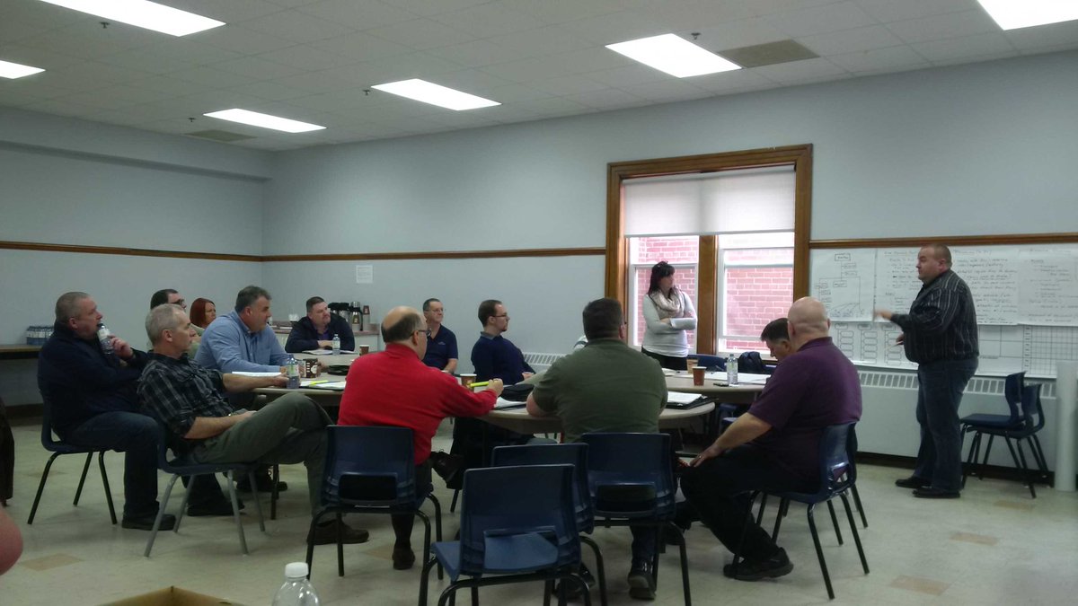 AndrewLMitton's tweet image. @paul_maynard911 explains his teams findings during the "Area Command" exercise at today's #ICS400 training.