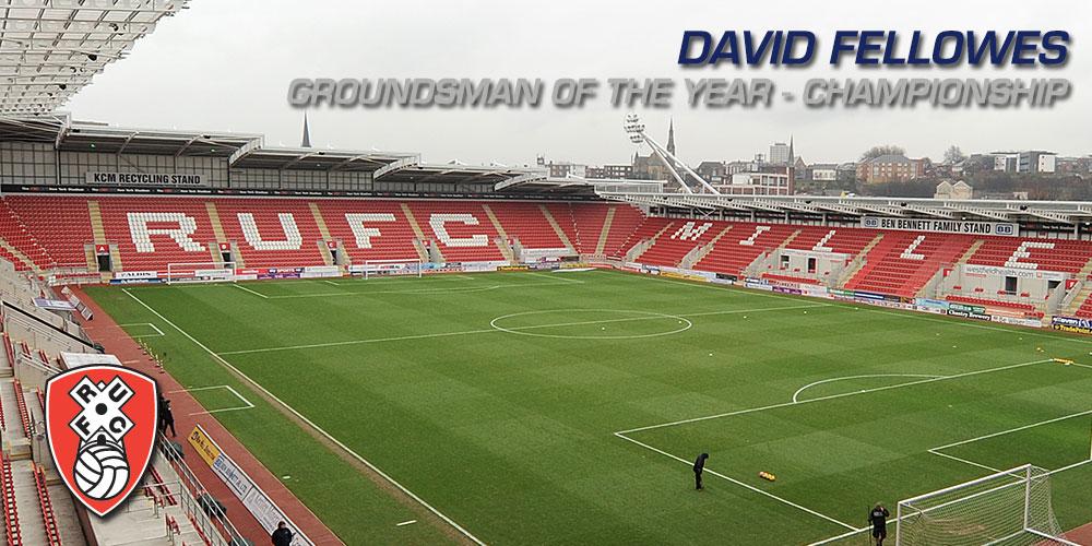 SkyBetChamp's tweet photo. And the Championship winner at the @football_league Groundsman of the Year Awards is David Fellowes of @OfficialRUFC http://t.co/vUQGoYfpRW