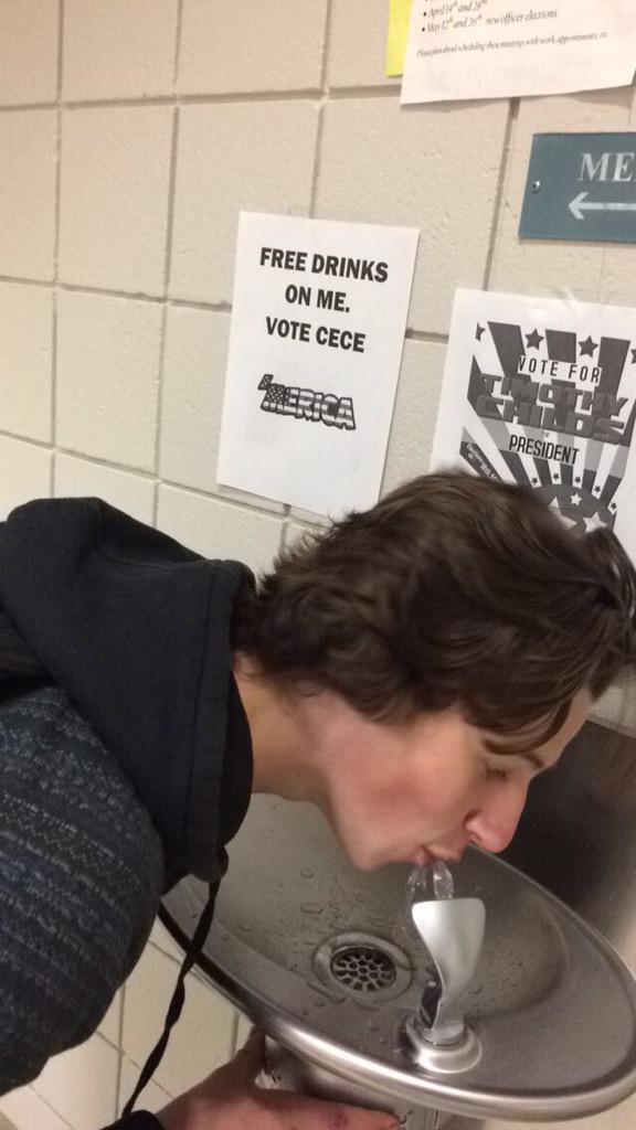 heeyyce's tweet photo. keeping students hydrated 🇺🇸 #votecece http://t.co/kZKPnmoL6D