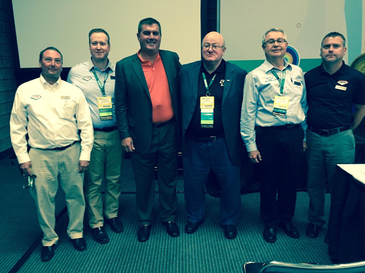 GemGravure's tweet photo. Really enjoyed Mike Abrashoff's talk yesterday at Interwire 2015.  enjoyed his book It's Your Ship too #interwire2015 http://t.co/sDNnHidDez
