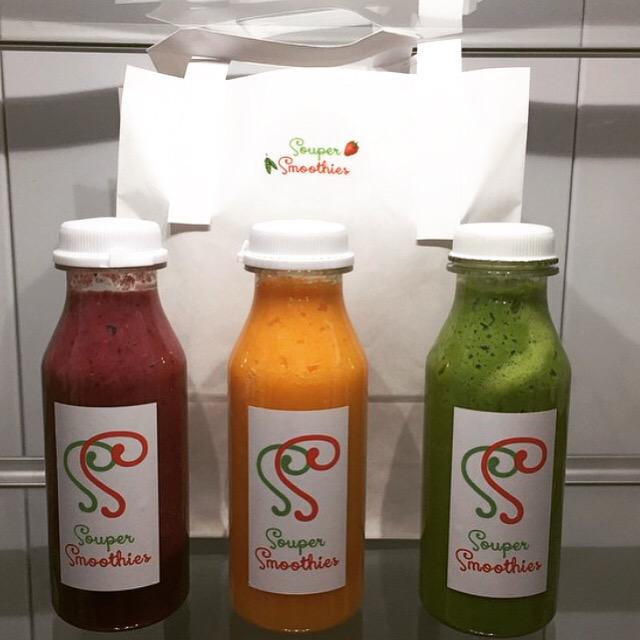 soupsmoothies's tweet photo. All smoothies are 100% natural great as a meal replacement or to add more fruit and veg into your diet &amp; we deliver 🙌 http://t.co/YgDv1jLAlG