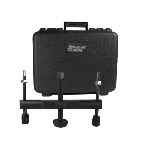 Tiger_Tool's tweet photo. The Universal Hub Puller is back! Re-tweet for a chance to get it free. Winner selected May11. http://t.co/82zweiRMhI http://t.co/crimmmB2EK