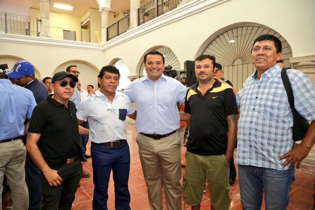 RenanBarrera's tweet photo. Pronto los ambulantes podrán ocupar un espacio especialmente adecuado en la calle 61 #479A x 54 y 56 Centro.. http://t.co/sNfAPzAiiQ