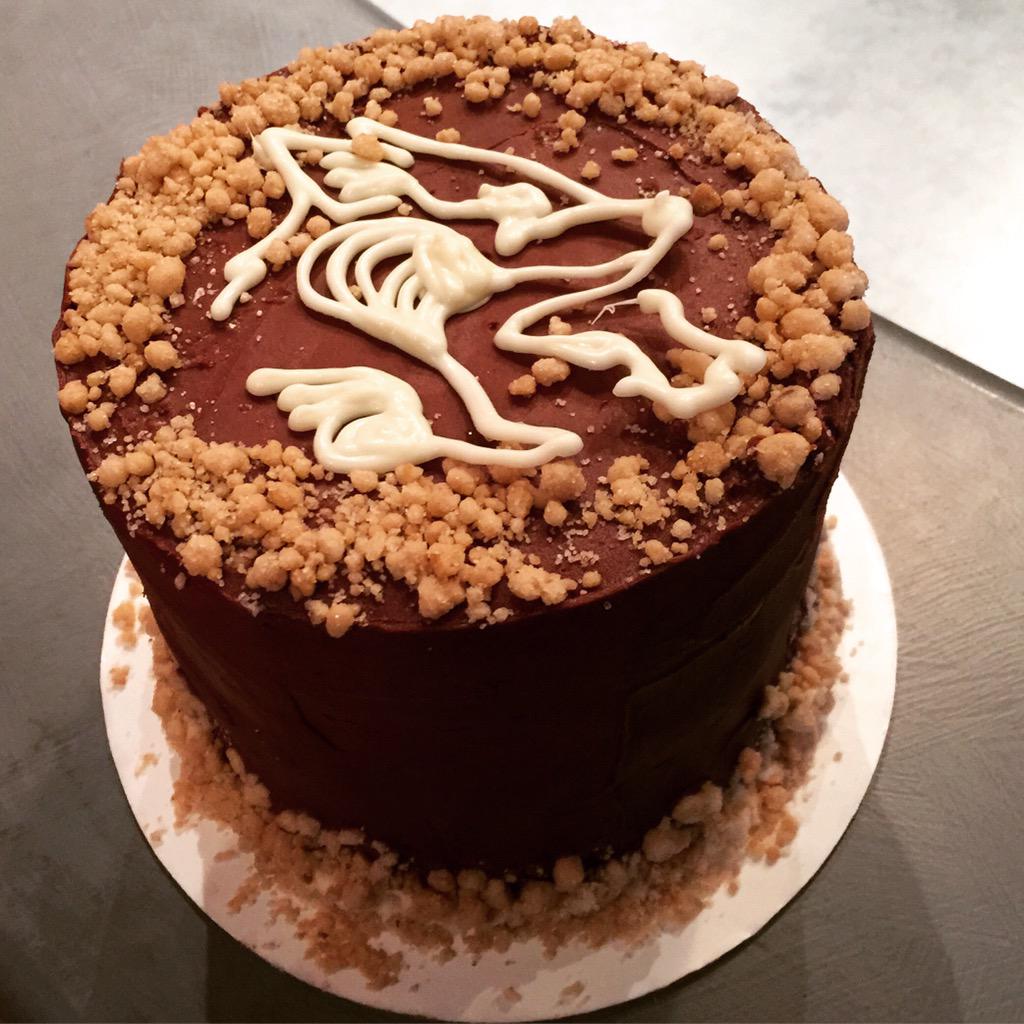 gregswan's tweet photo. One of the #150DaysInSpace candidates baked this sweet @space150 logo cake. I ate the entire thing. http://t.co/Z1Xe9h5OjK