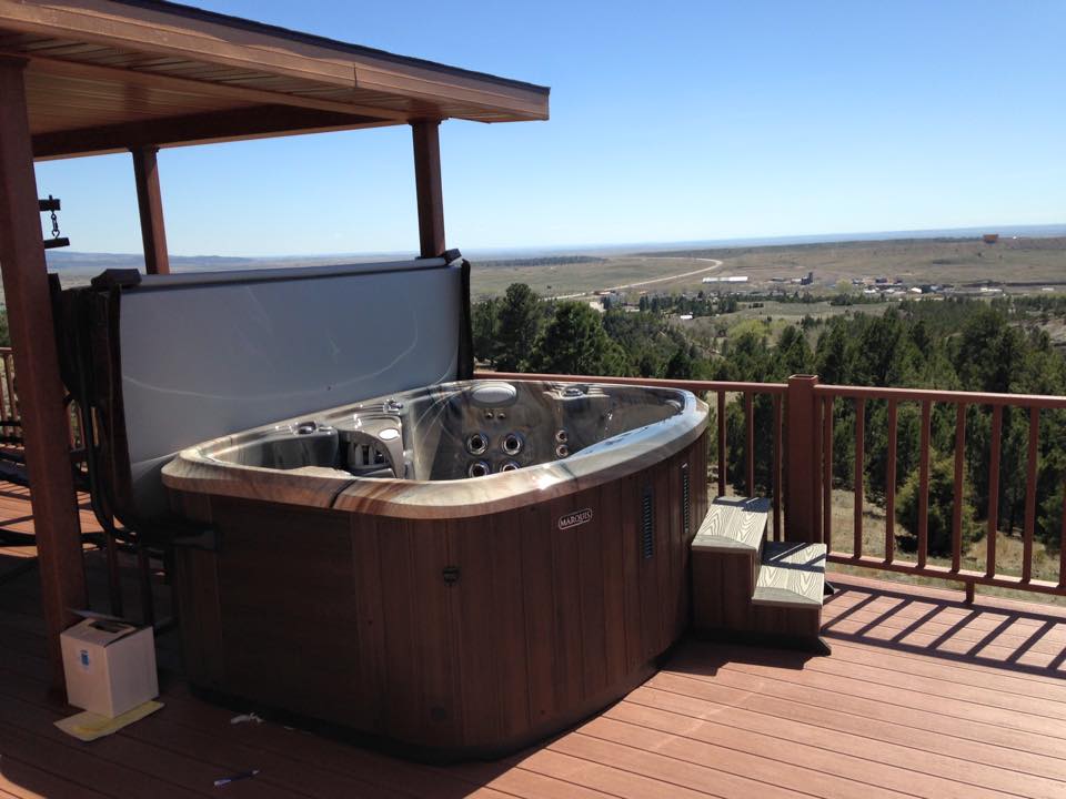 Another <a href="/MarquisSpas/">Marquis® Hot Tubs</a> Spirit! Now that's a great view from a hot tub!