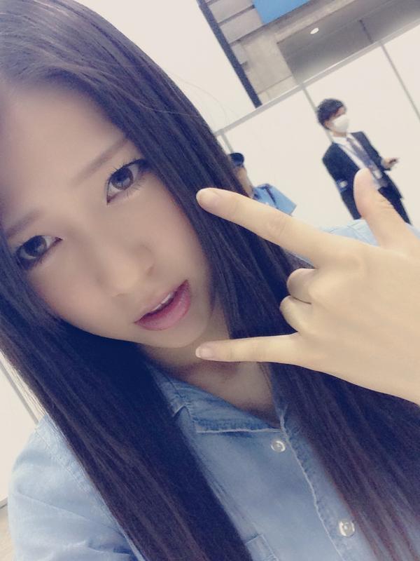 sfhu74g's tweet photo. #茂木茂木忍 #AKB48
握手会ありがとうございました〜ヾ(＠⌒ー⌒＠)ノ https://t.co/QOcae0mhT6