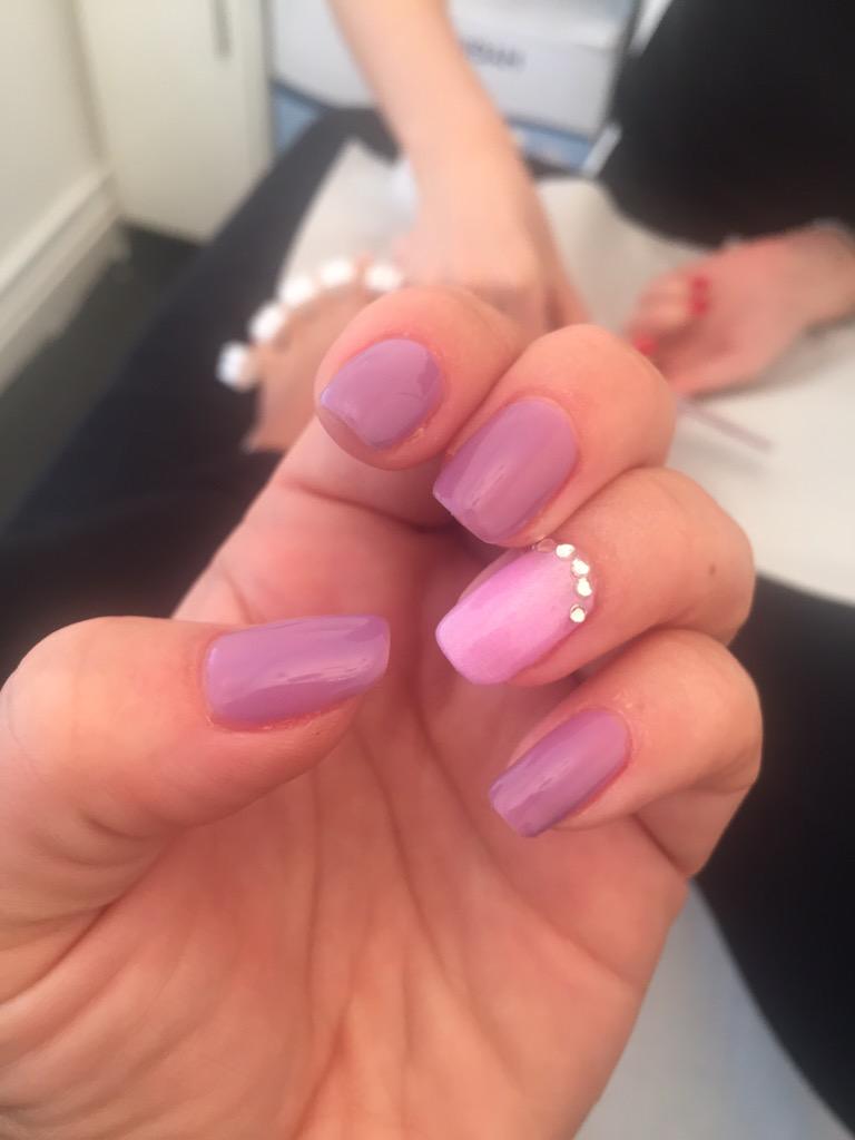 fayemckeever's tweet photo. Love my new nail colour 💅🏻 @amorereddish http://t.co/f3csN9kdej