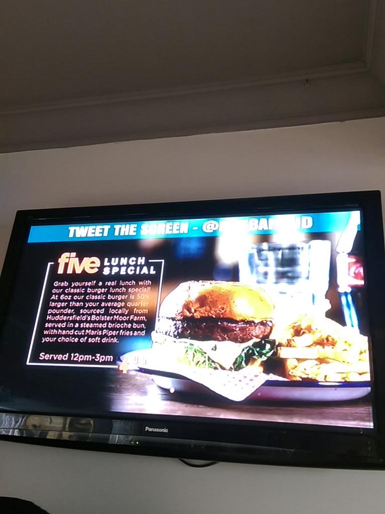 djjamesholland's tweet image. Love this screen! @fivebarhud