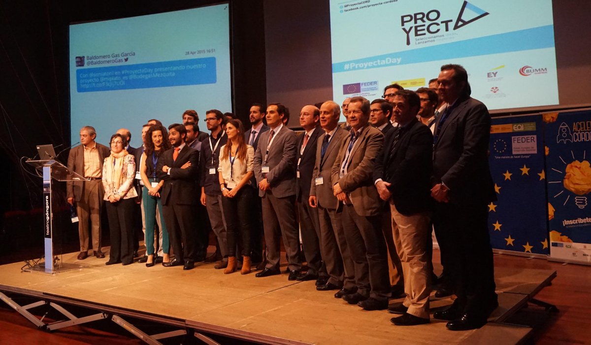 ProyectaCORD's tweet photo. Os dejamos con algunas fotos de la sesión de tarde de #ProyectaDay #CórdobaESP http://t.co/rXSElf2hIK