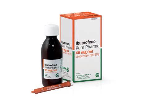 diariofarma's tweet photo. Kern tranquiliza a la población y explica que no hay riesgo con el ibuprofeno retirado http://t.co/DaljxBVVIO http://t.co/g32rjIn1Me