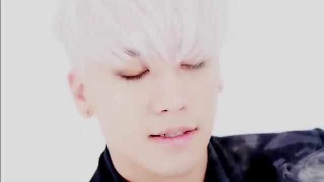 alwaysjongdae's tweet photo. IS HE EVEN REAL?!! #BIGBANGISBACK http://t.co/Sxk6qJYK9c