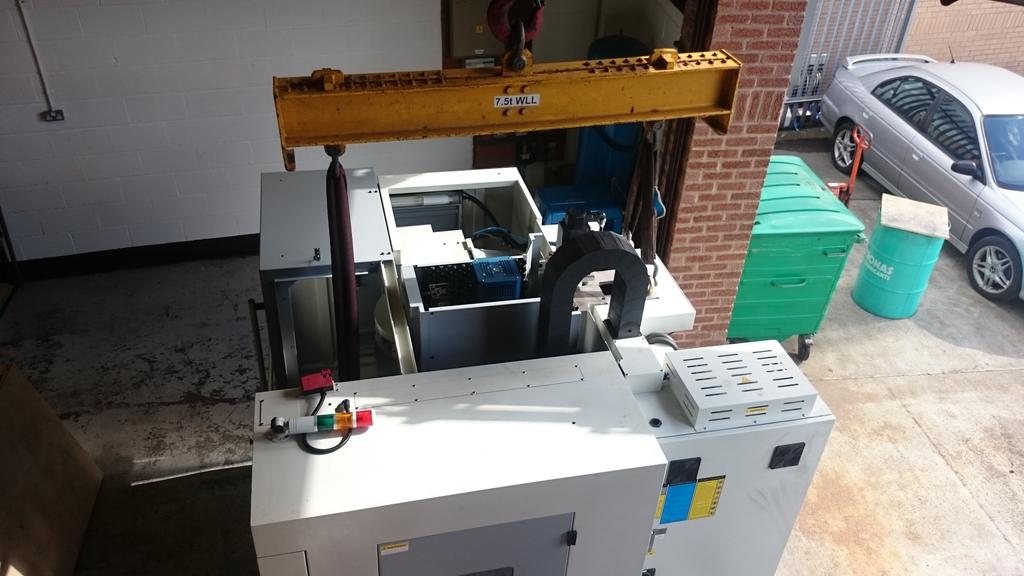 IdealEngUK's tweet photo. Exciting day today, @xyzmachinetools Prototrak LPM being delivered! http://t.co/FneyCyOhYh