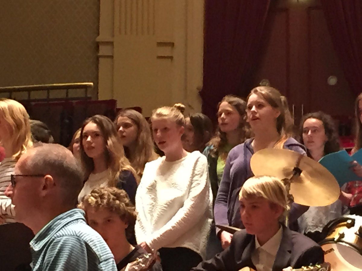 Concertgebouw's tweet photo. Vanavond last minute concert van de Stichtse Vrije School uit Zeist! https://t.co/CM5gVcNBrA http://t.co/pvrt6UBePG