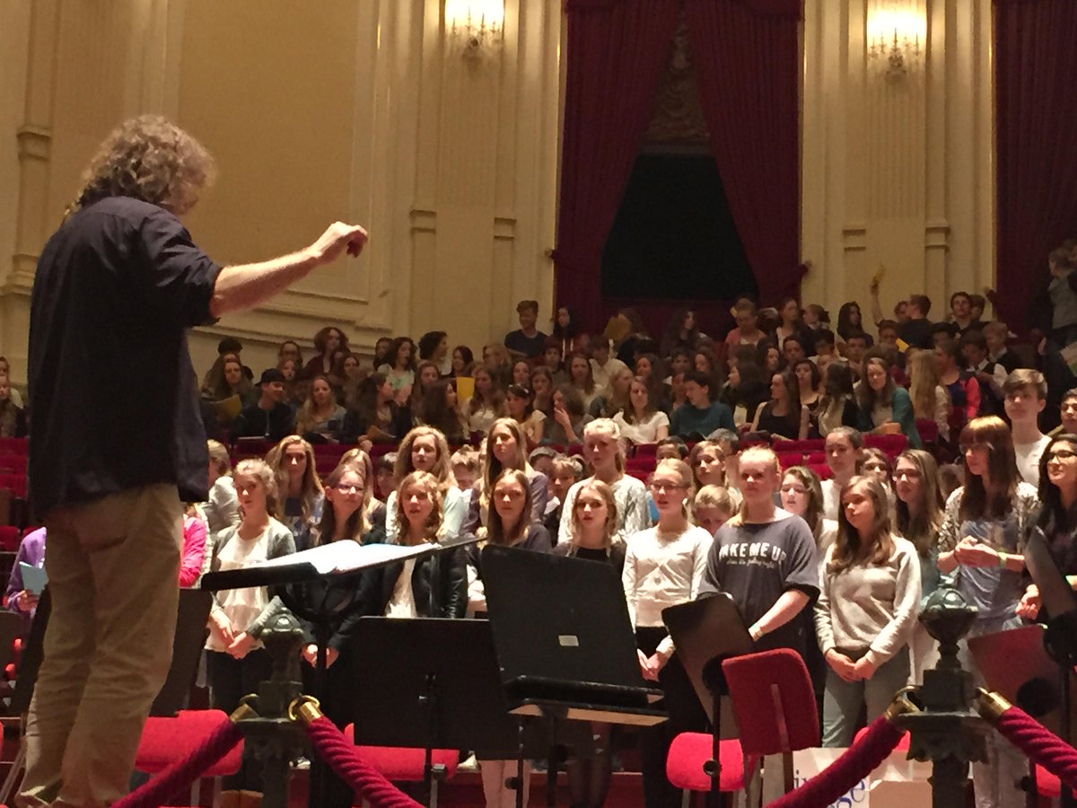 Concertgebouw's tweet photo. Vanavond last minute concert van de Stichtse Vrije School uit Zeist! https://t.co/CM5gVcNBrA http://t.co/pvrt6UBePG