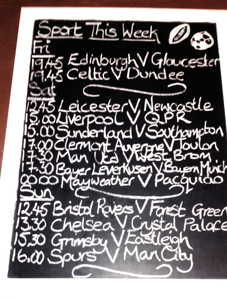 BarArenaSports's tweet photo. This weekends sport listing shown live in the bar!! #football #rugby #boxing #MayweatherPacquiao http://t.co/lOnZCaT0hS