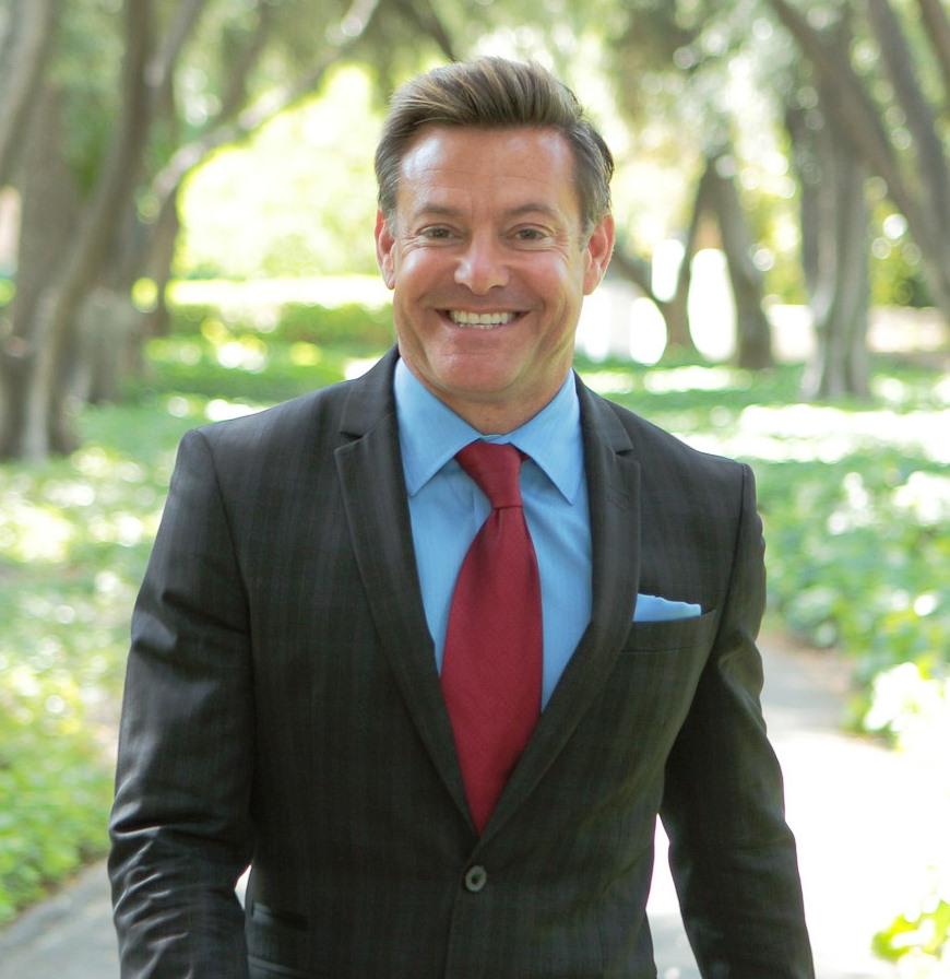 UrsinusCollege's tweet photo. We're proud to announce that Brock Blomberg @bblomberg will be the 17th president of #Ursinus! http://t.co/zViHEliCP9 http://t.co/3A2DgdQuJI