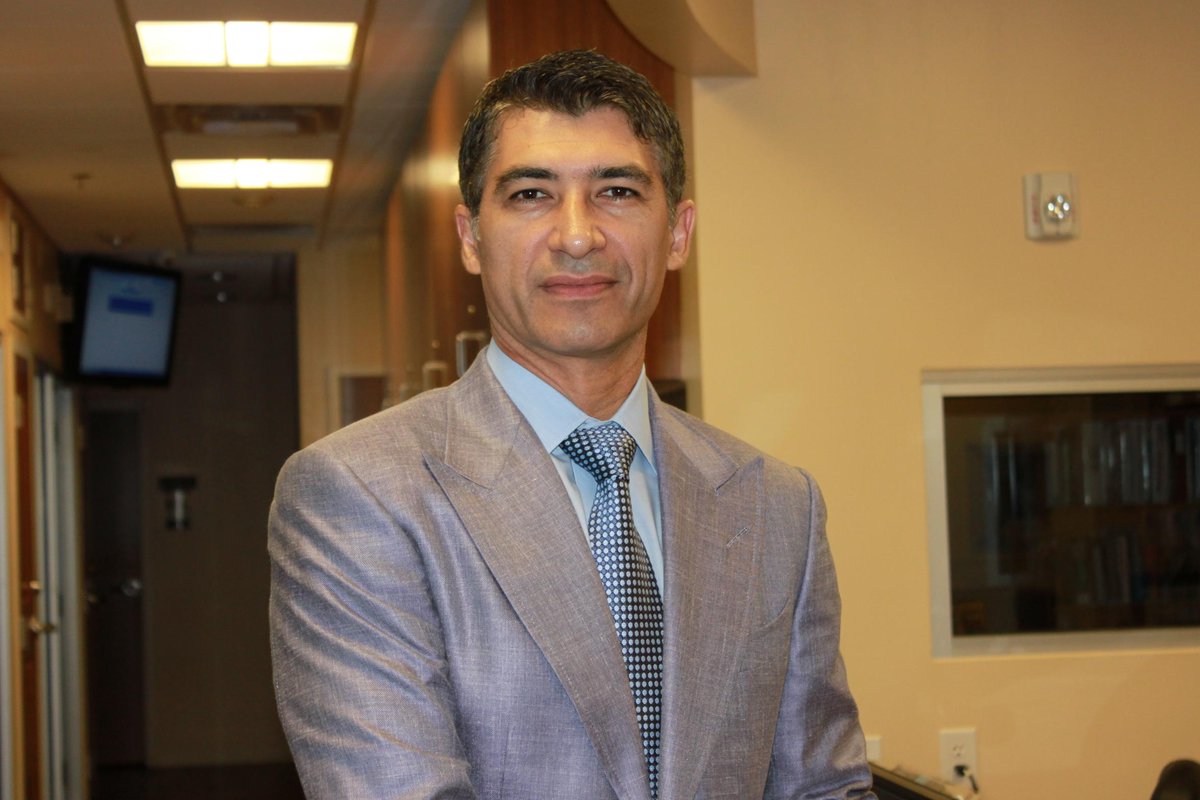 UTHealthSA's tweet photo. Dr. Poordad presents gr8 study results for #hepatitisC &amp; #livertransplant patients http://t.co/eK8c9mXQti @TXLIVER http://t.co/f3ely785CR