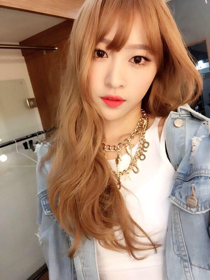 O13Jmk's tweet photo. 생일을 축하합니다 :)
#happyHANIday #0501 #24rd #EXID #HANI
#아예 http://t.co/fEjULEz5E7