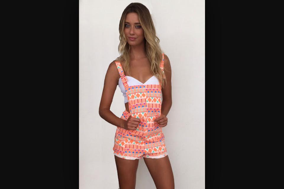 style37752279's tweet photo. Pinhite is pink &amp; white...... Arriwals..... Is the best style like mey.....
 @style37752279 #bloger37 #belikemey http://t.co/XefkmdySWj