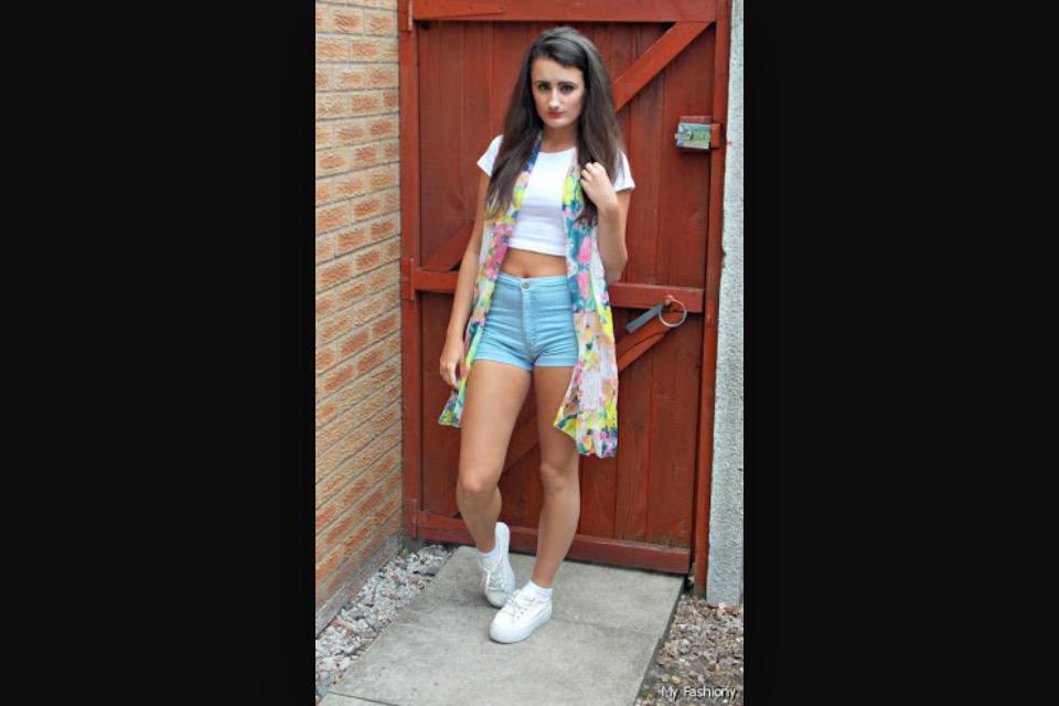 style37752279's tweet photo. Teenage dress up...... Be like mey.... @style37752279 http://t.co/zZwkb4BGVW