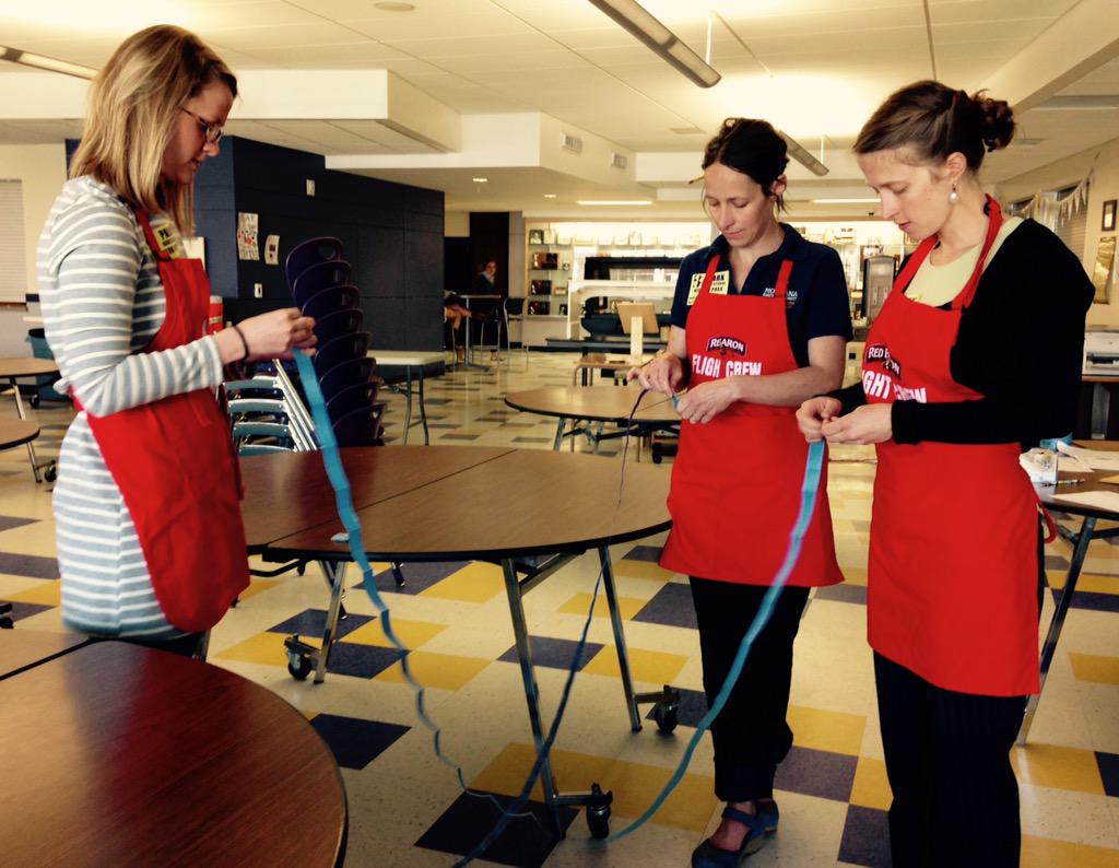 ehhdLT's tweet photo. New day, new team at Park HS! #SmarterLuchrooms plate waste study w @carmenbyker @ErinJackson9 @gvfarmtoschool http://t.co/6Zy7OQoWZc